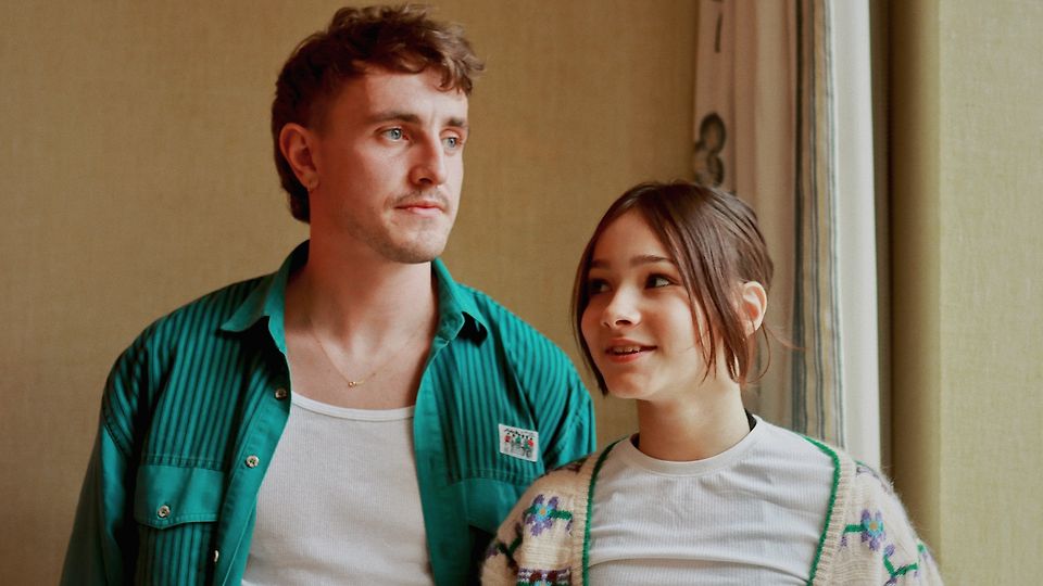 ‎Fractured Memories Aftersun’s creative team on massive cakes, karaoke